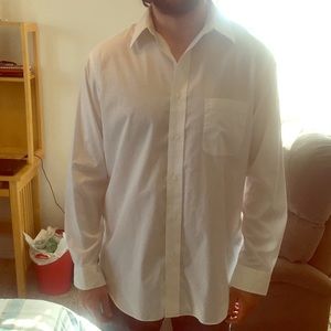 White Croft and barrow classic fit dress shirt.